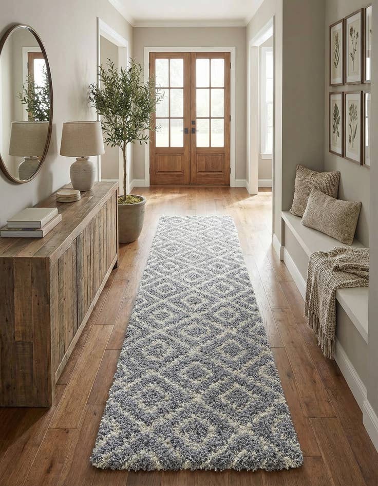 Detail image of 2' 7 x 10' Trellis Shag Runner Rug