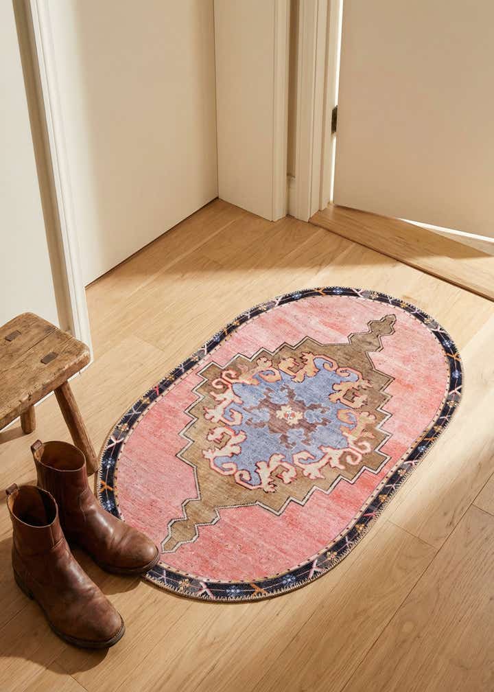 2' x 3' Washable Timeless Oval Rug
