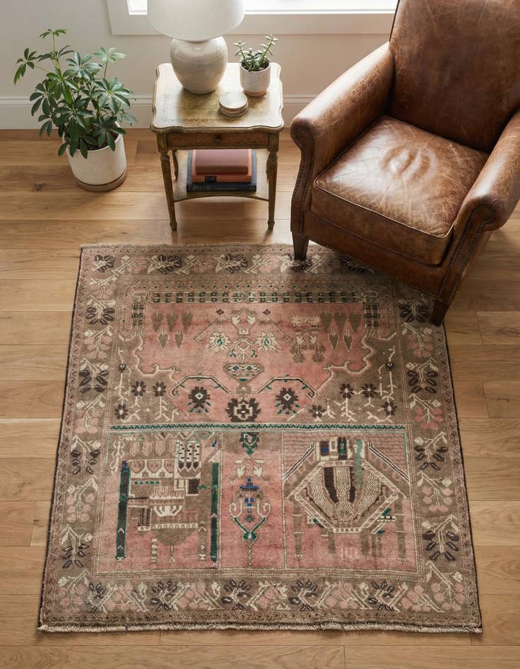 Detail image of 3' 8 x 3' 9 Hand Knotted Ultra Vintage Persian Wool Square Rug