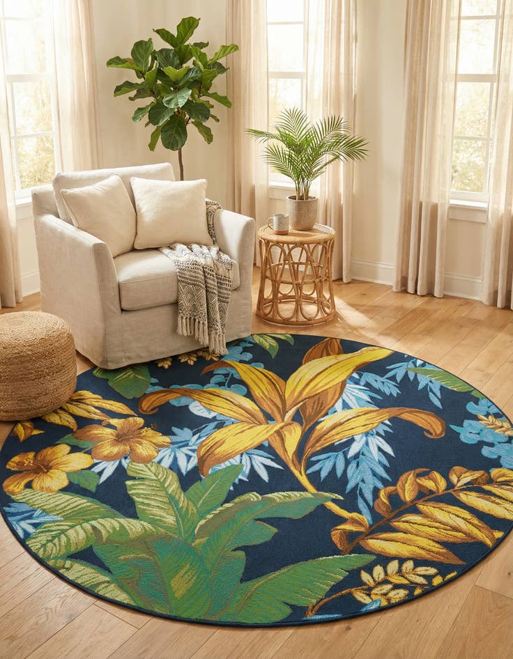 Detail image of 6' x 6' Washable Botanical Indoor / Outdoor Round Rug