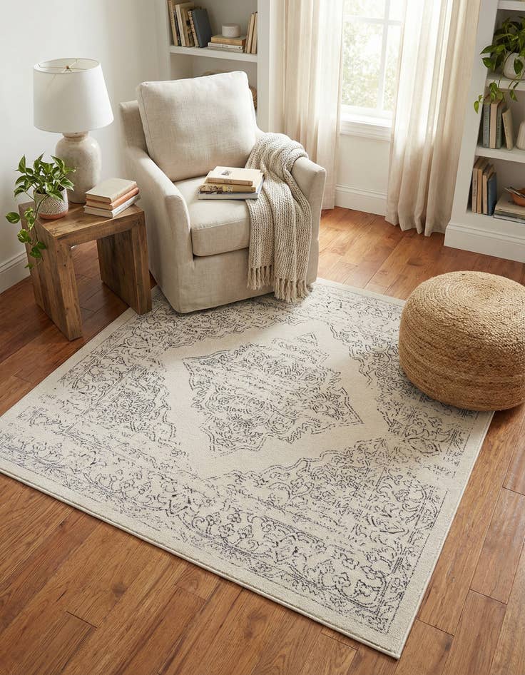 Detail image of 5' x 5' Isabella Square Rug