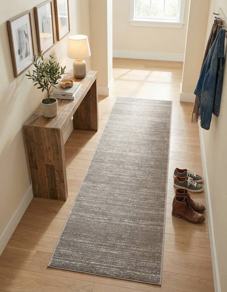 Detail image of 2' 7 x 8' Uptown Madison Avenue Runner Rug