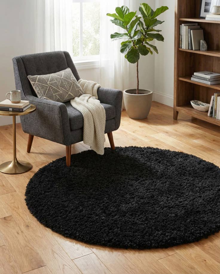 Detail image of 5' x 5' Infinity Shag Round Rug