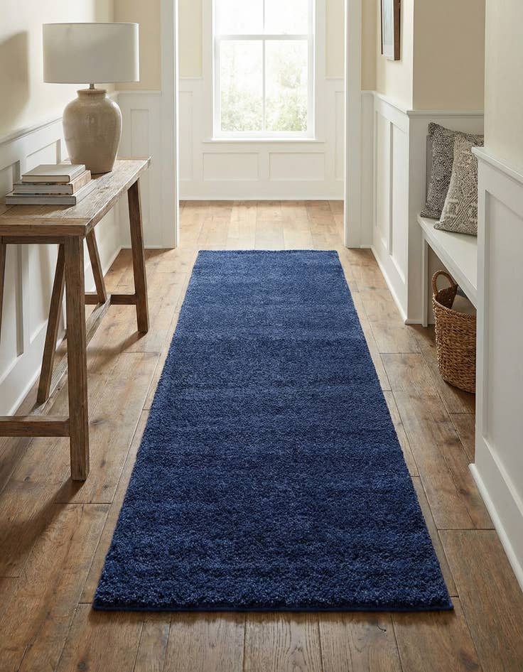 Detail image of 2' 7 x 10' Solid Frieze Runner Rug