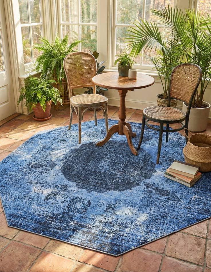 Detail image of 7' 10 x 7' 10  Washable Yara Octagon Rug