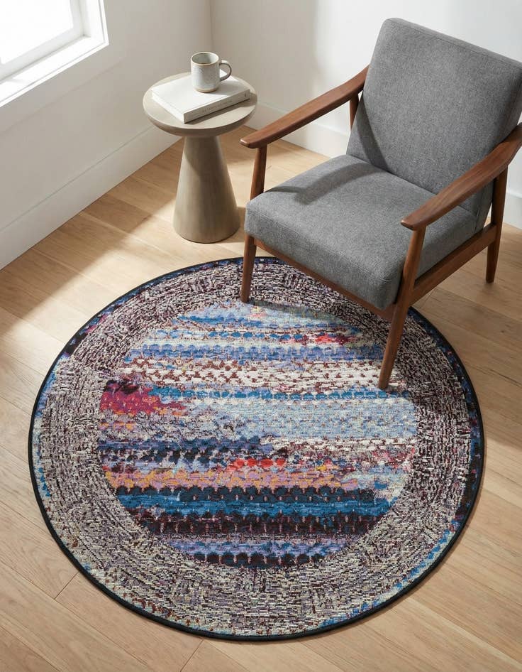 Detail image of 3' x 3' Washable Modern Indoor / Outdoor Round Rug