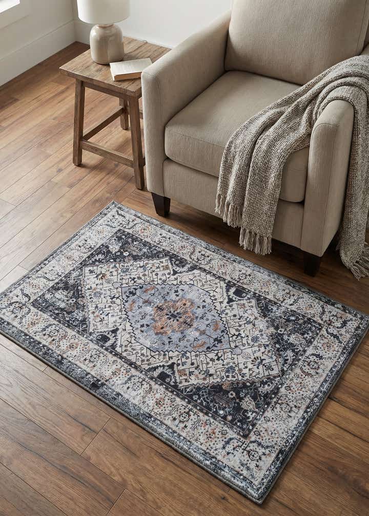 3' 3 x 5' 3 Yara Rug