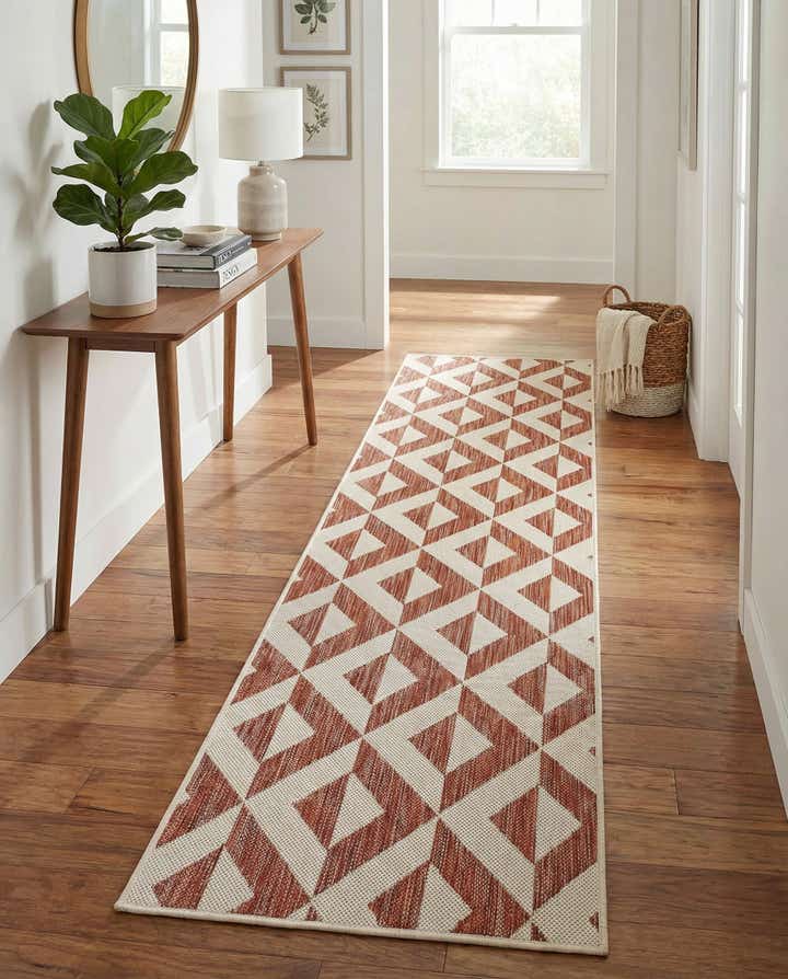 2' x 8' Easy-Clean Jill Zarin Napa Indoor / Outdoor Runner Rug