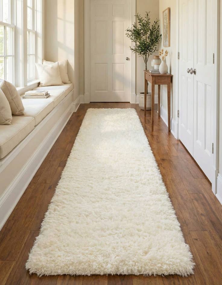 Detail image of 2' 7 x 13' Infinity Shag Runner Rug