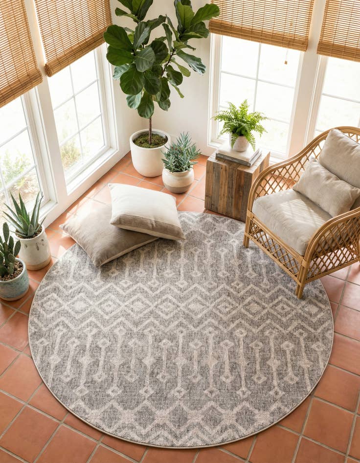 Detail image of 7' x 7' Eco Trellis Round Rug