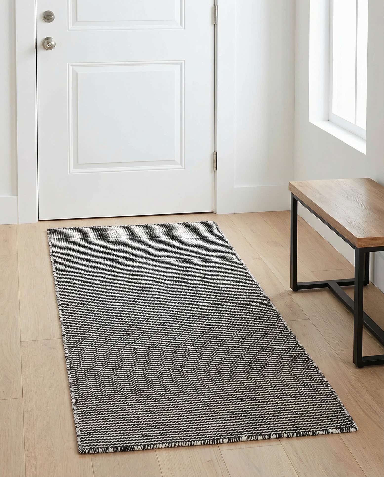 2' x 4' 1 Easy-Clean Jill Zarin Palm Springs Indoor / Outdoor Runner Rug