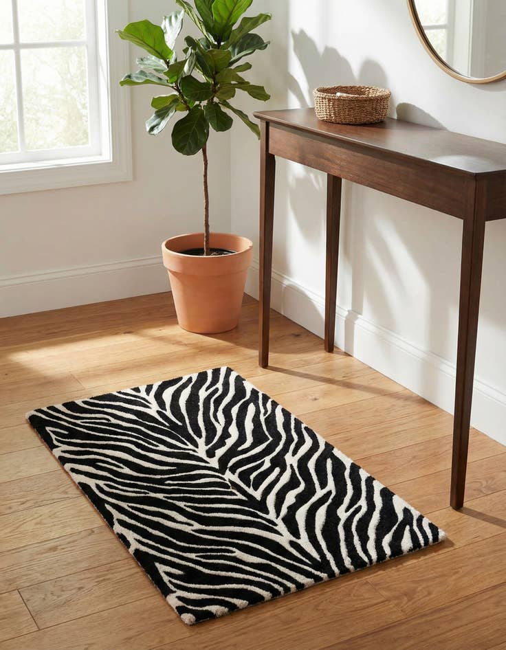 Detail image of 2' x 3' 1 Hand Tufted Safari Wool Rug