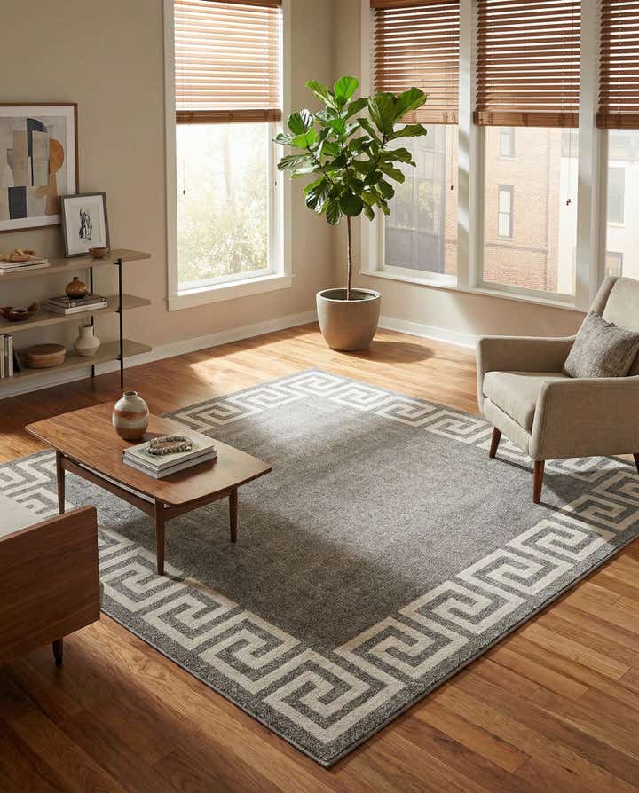 7' 10 x 7' 10 Hera Square Rug