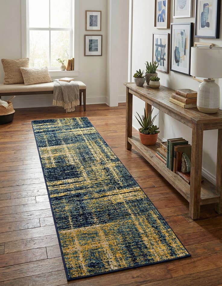 Detail image of 2' 7 x 8' Laguna Runner Rug