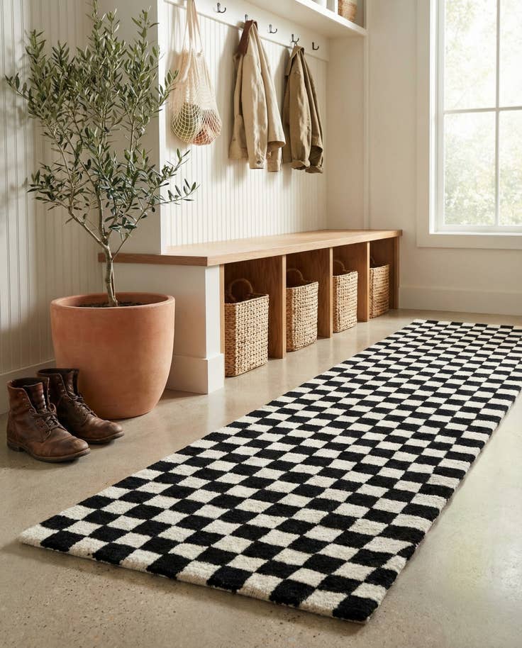 Detail image of 2' x 6' 1 Hand Tufted Wool Runner Rug