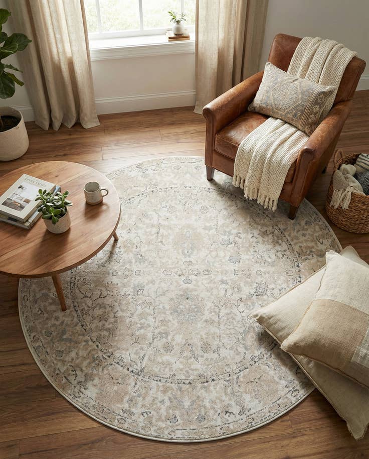 Detail image of 6' 1 x 6' 1 Oregon Round Rug