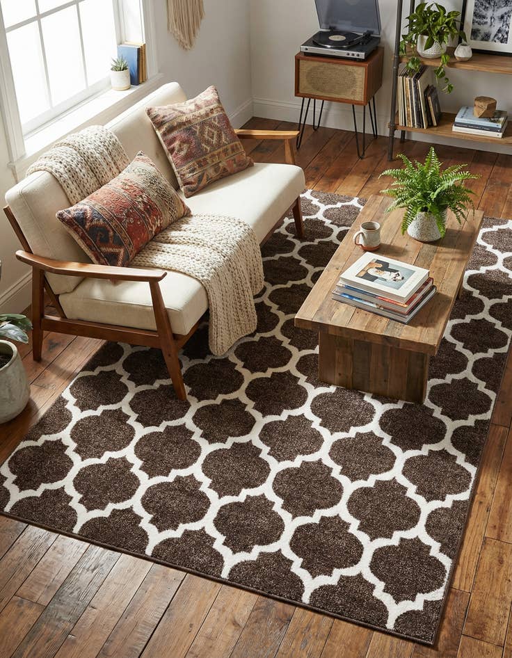 Detail image of 5' 3 x 8' Lattice Rug