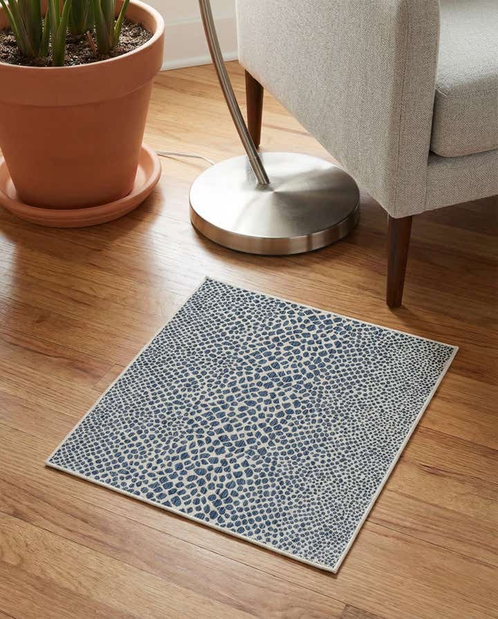1' 4 x 1' 4 Easy-Clean Jill Zarin Cape Town Indoor / Outdoor Sample Rug