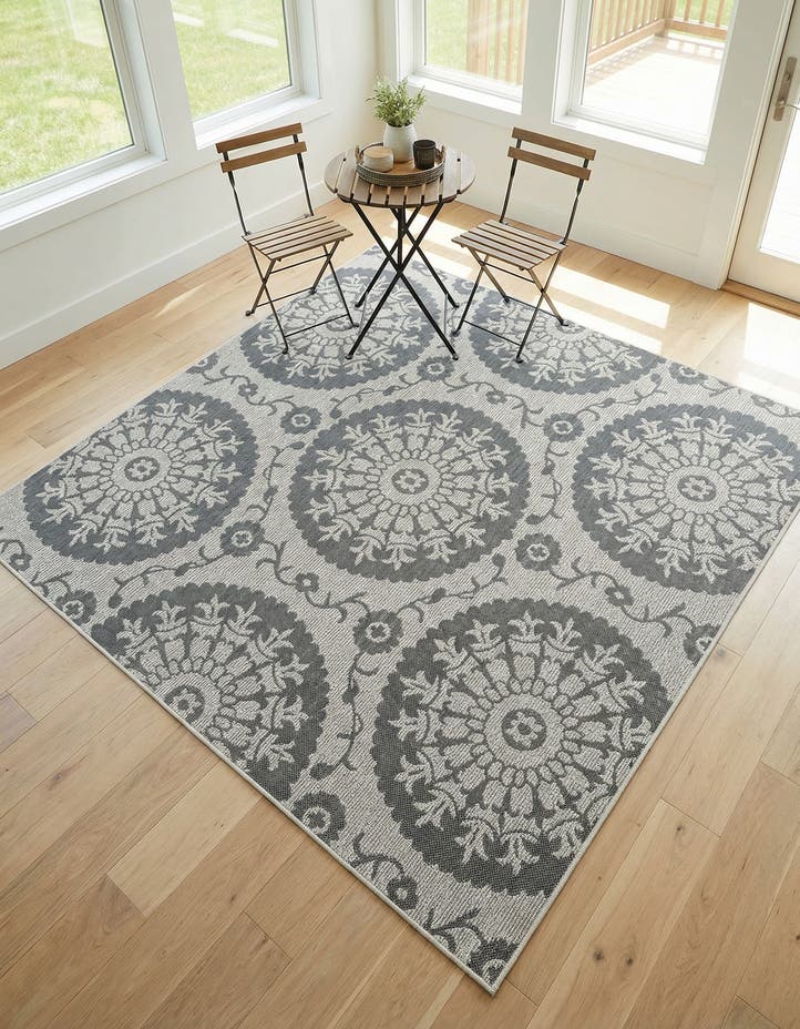 6' x 6' Easy-Clean Botanical Indoor / Outd...