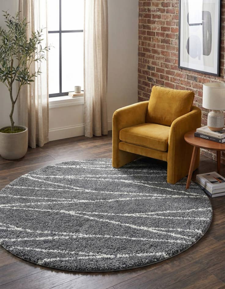 Detail image of 7' x 7' Serenity Shag Round Rug