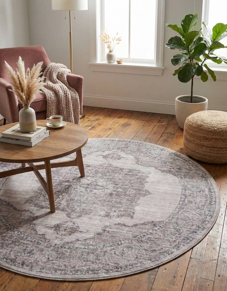 Detail image of 6' x 6'  Washable Mangata Round Rug