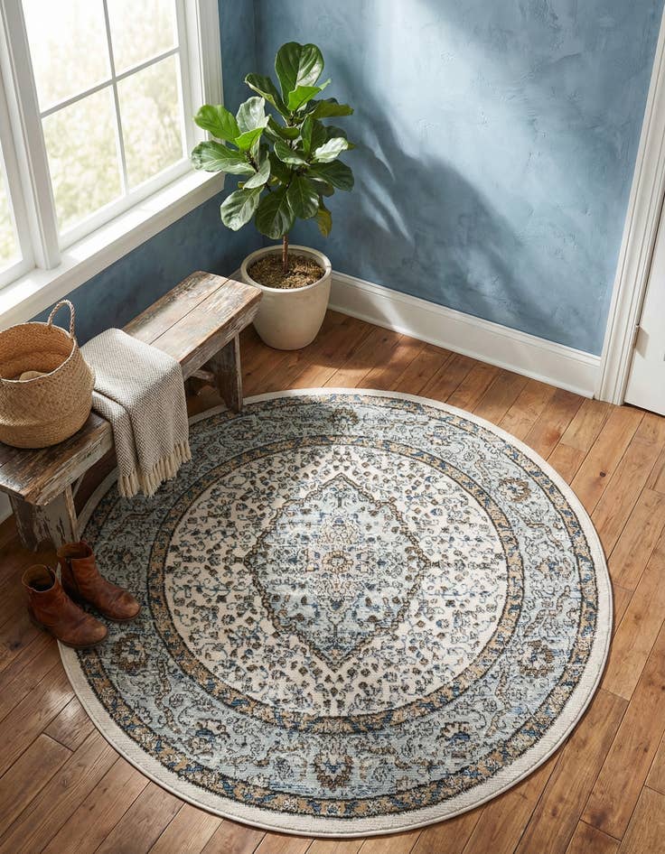 Detail image of 5' 3 x 5' 3 Nyla Round Rug