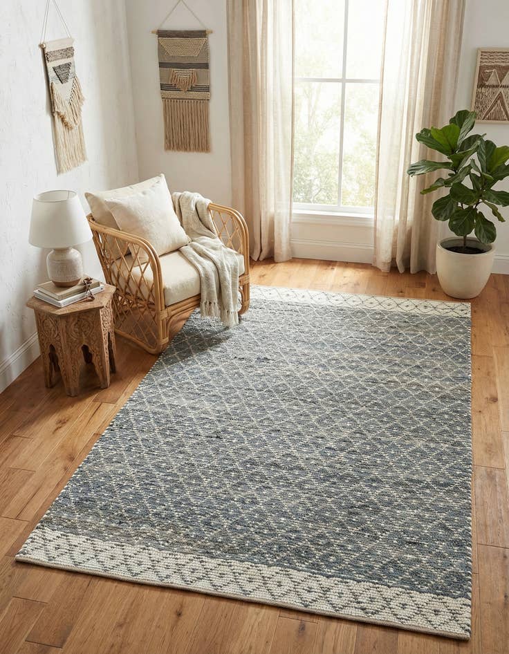 Detail image of 6' 1 x 9' Hand Woven Chindi Trellis Rug