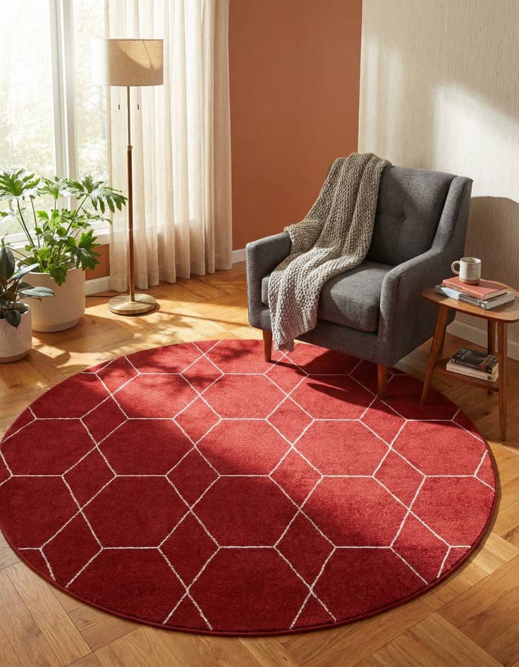 Detail image of 7' 10 x 7' 10 Trellis Frieze Round Rug