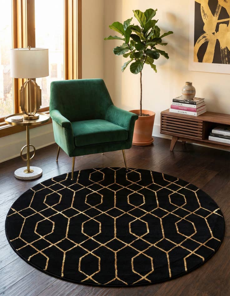 Detail image of 6' x 6' Marilyn Monroe™ Glam Trellis Round Rug