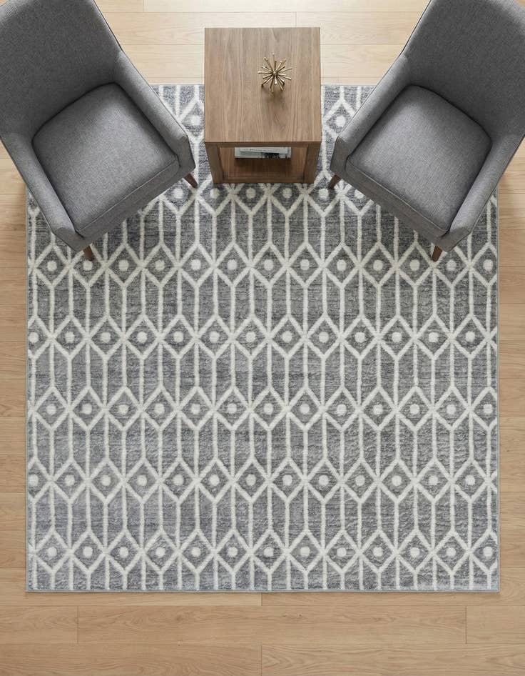 Detail image of 7' x 7' Lattice Trellis Square Rug