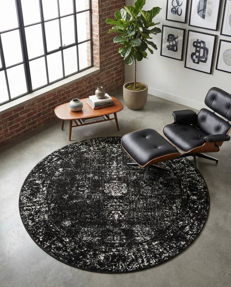 Detail image of 6' 1 x 6' 1 Monaco Round Rug