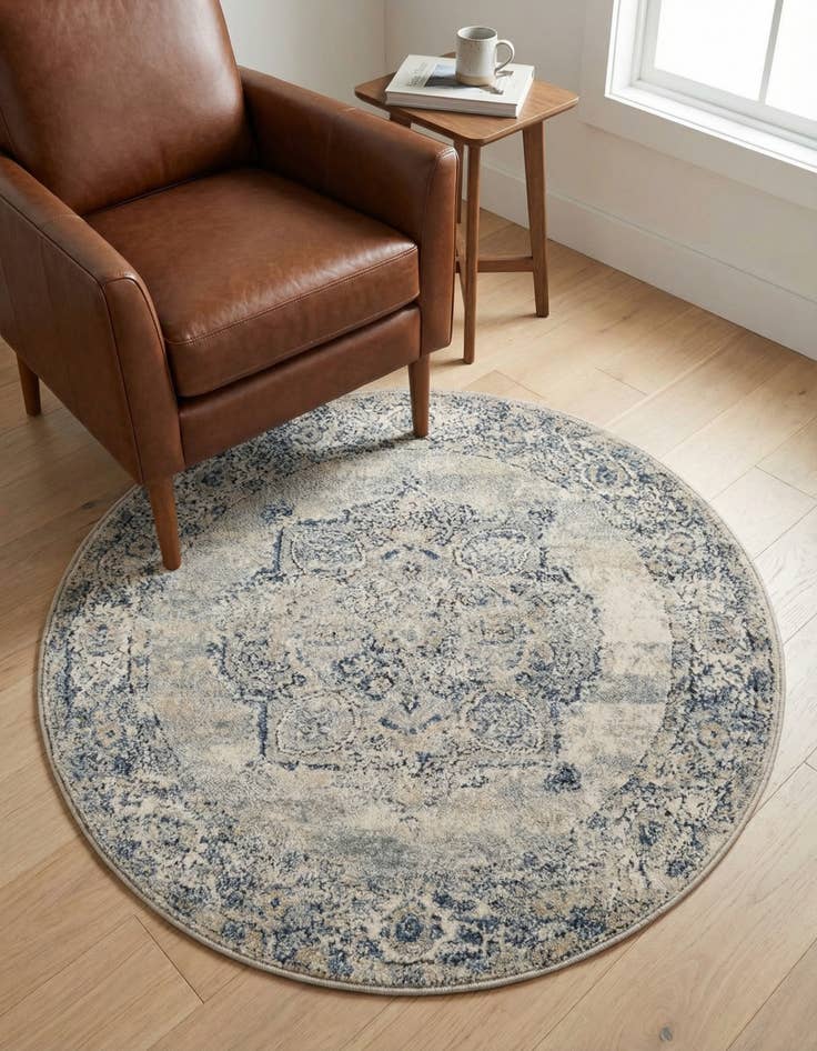 Detail image of 3' x 3' Oregon Round Rug