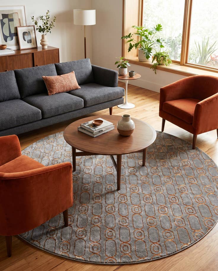 Detail image of 7' 10 x 7' 10 Vogue Geo Round Rug