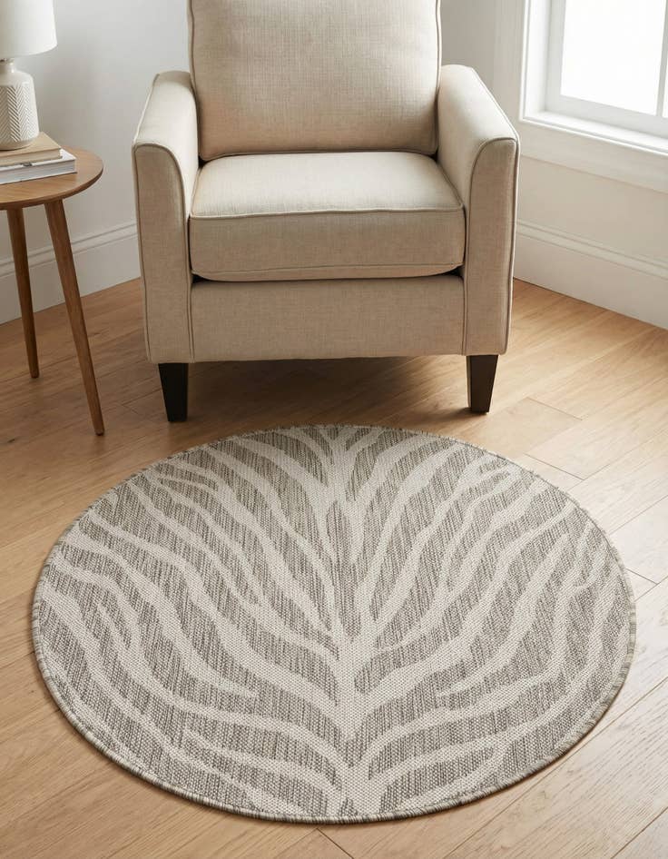 Detail image of 3' x 3' Washable Safari Indoor / Outdoor Round Rug