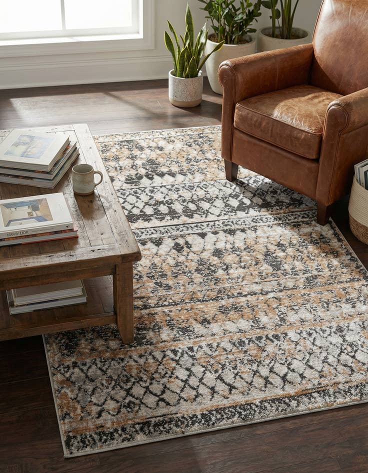 Detail image of 3' 3 x 5' 3 Leipzig Rug