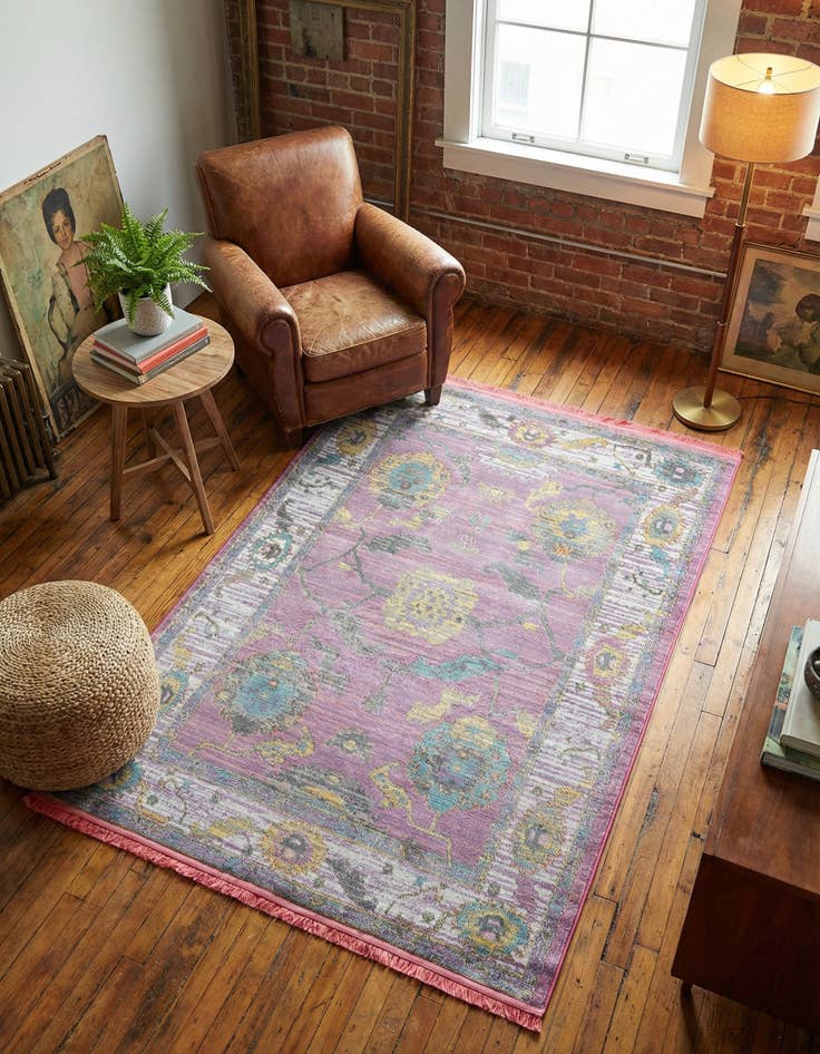 Detail image of 4' 3 x 6' Paragon Rug