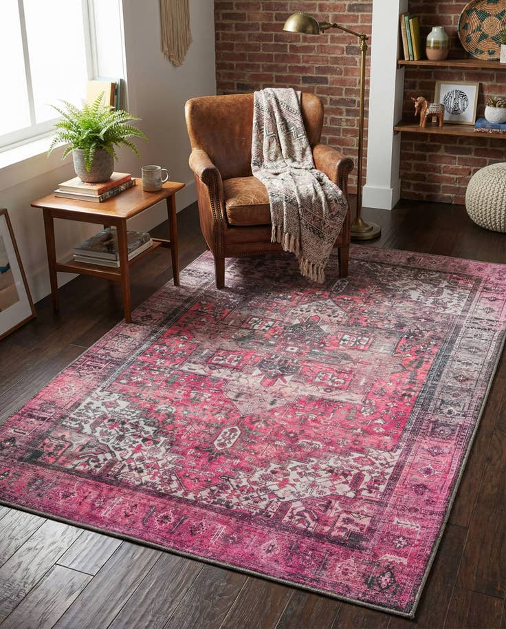 Detail image of 3' 6 x 5' 6 Washable Timeless Rug