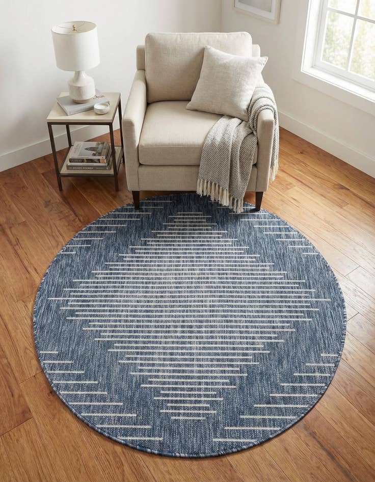 Detail image of 4' x 4' Easy-Clean Modern Indoor / Outdoor Round Rug