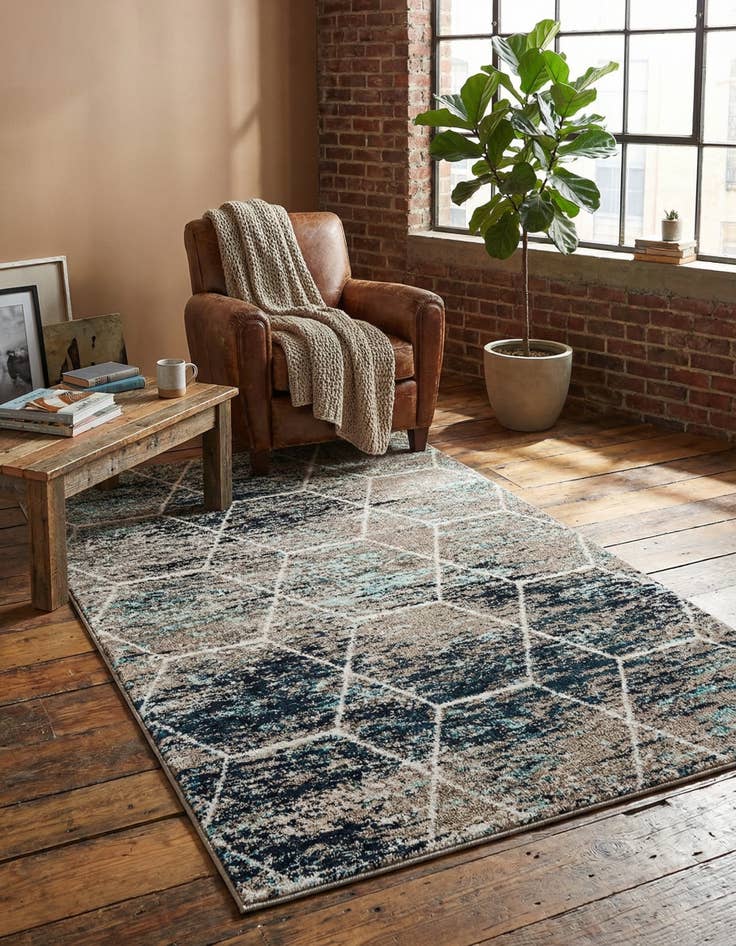 Detail image of 3' x 5' 3 Lattice Frieze Rug