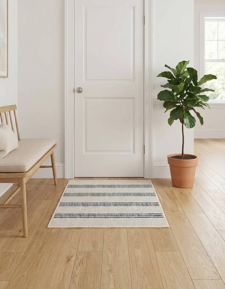 Detail image of 2' x 3' Easy-Clean Jill Zarin Anguilla Indoor / Outdoor Rug