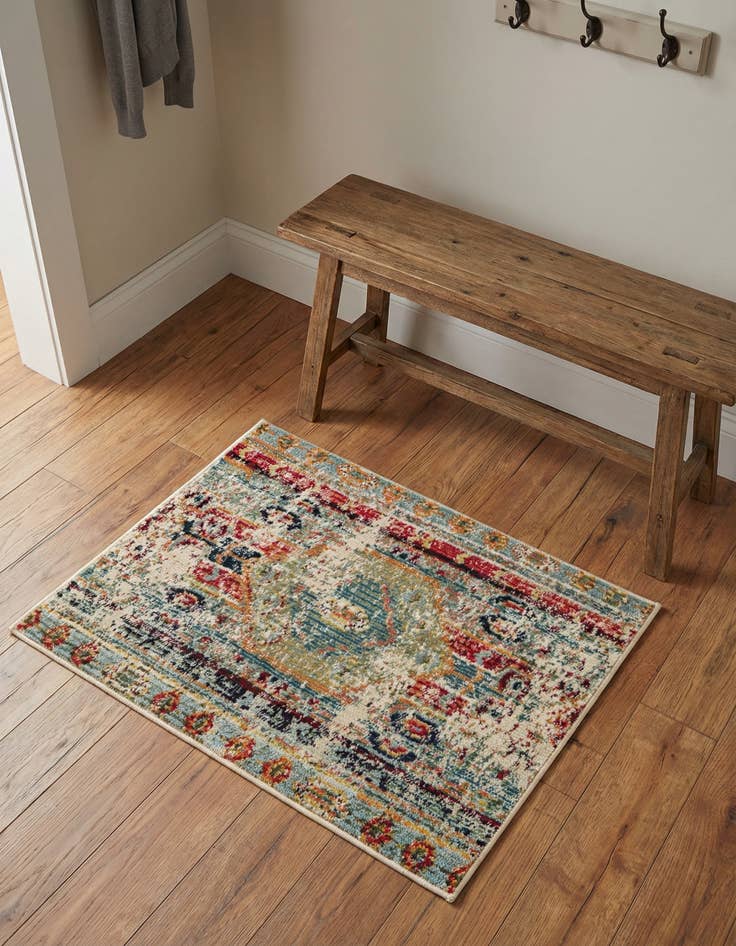 Detail image of 2' 2 x 3' Washable Mesa Rug