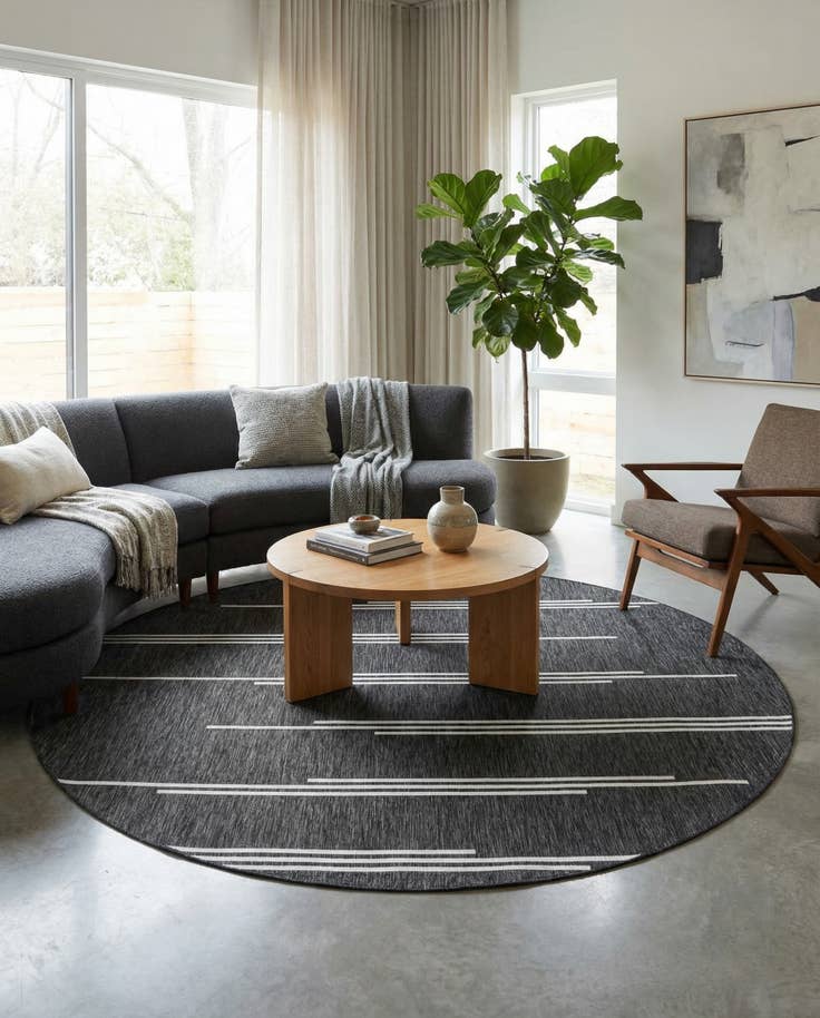 Detail image of 10' x 10' Easy-Clean Modern Indoor / Outdoor Round Rug