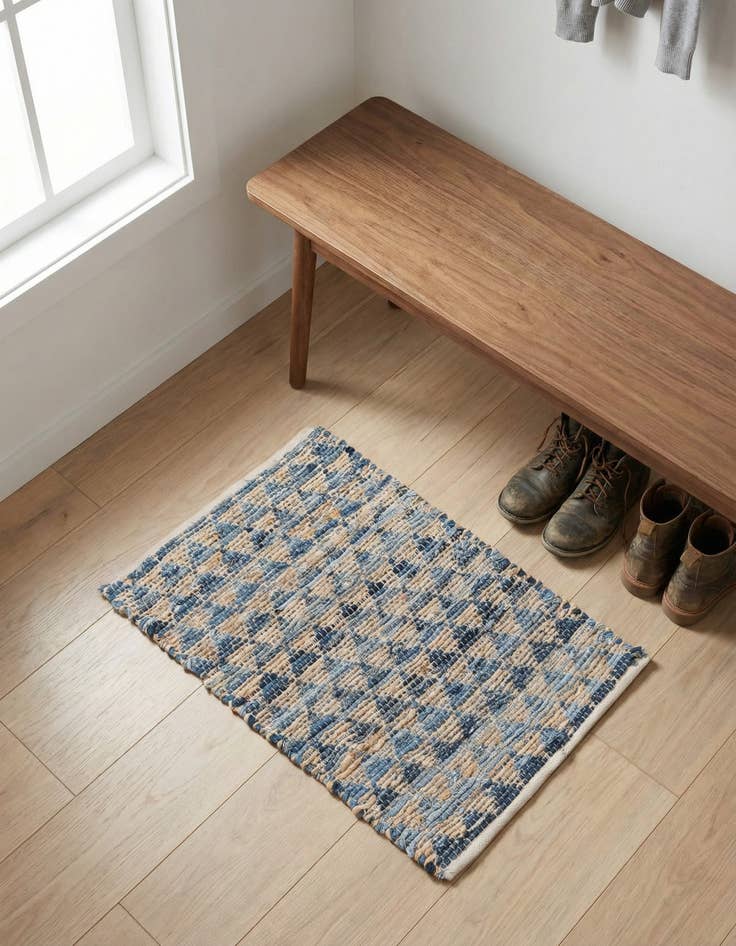 Detail image of 2' x 3' 1 Hand Woven Chindi Jute Rug