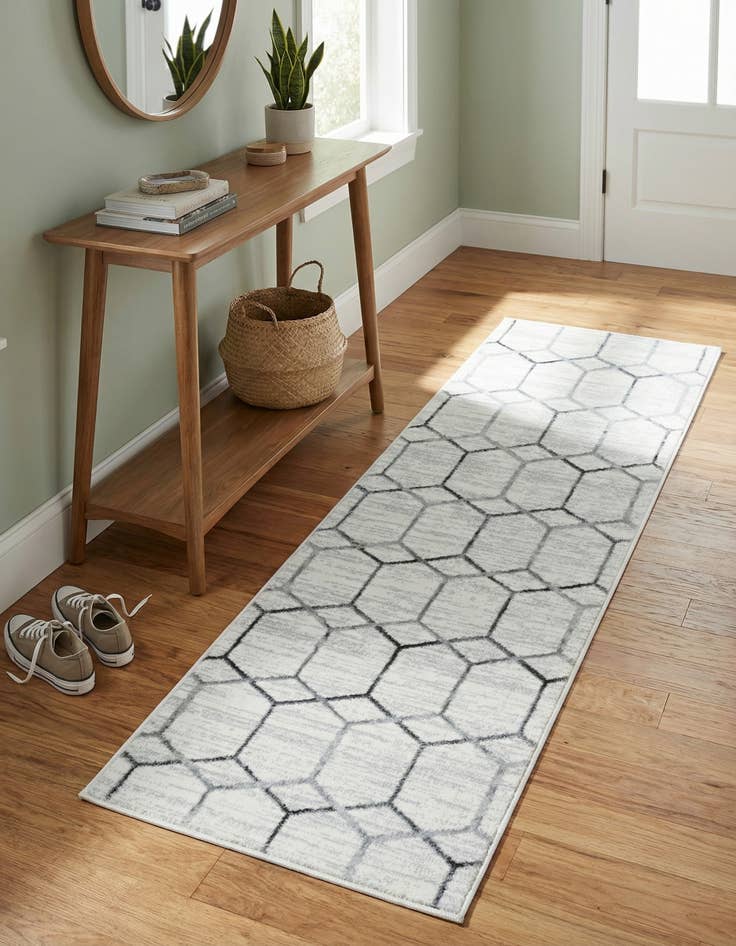 Detail image of 2' x 6' Lattice Trellis Runner Rug