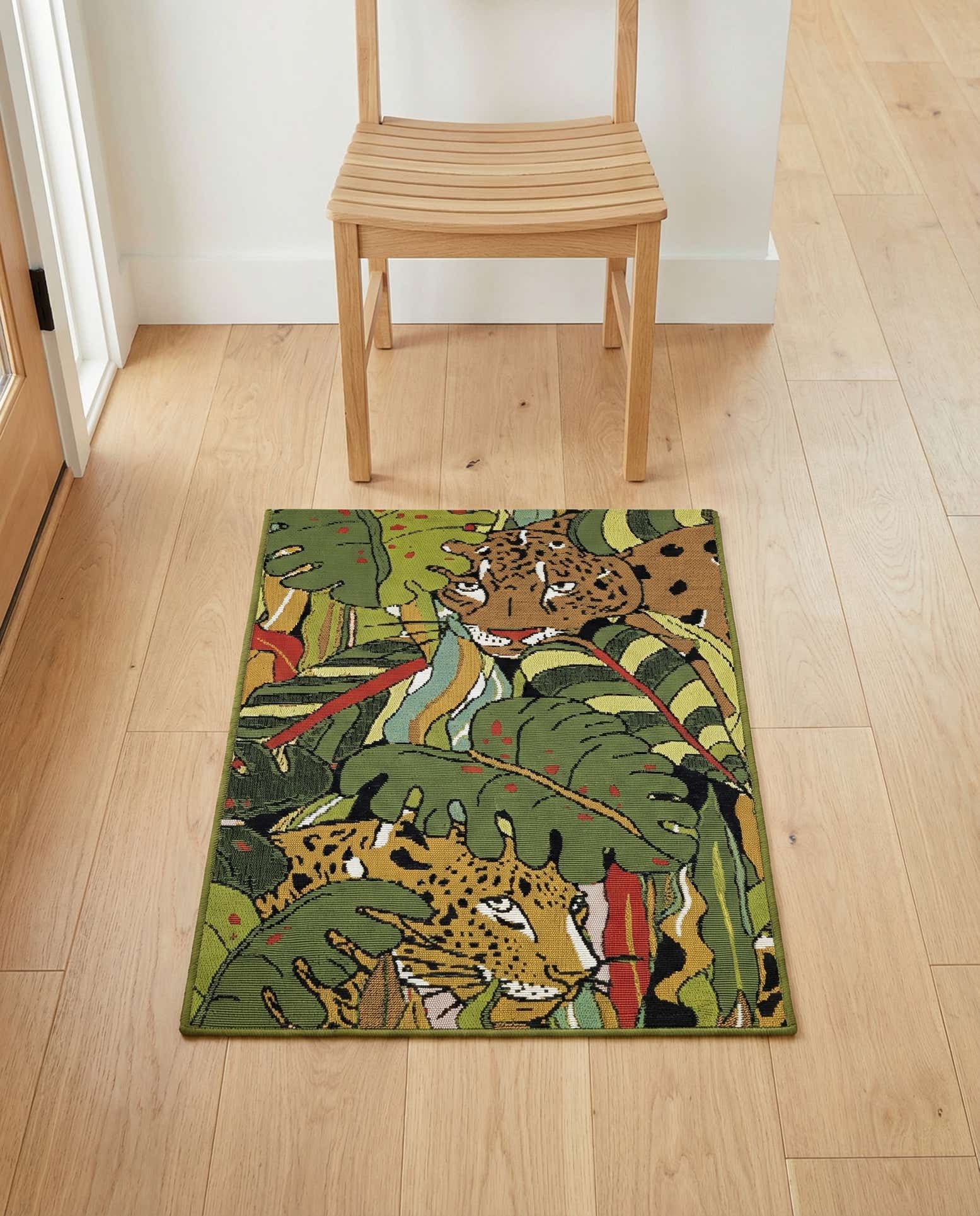 2' x 3' Easy-Clean Botanical Indoor / Outdoor Rug