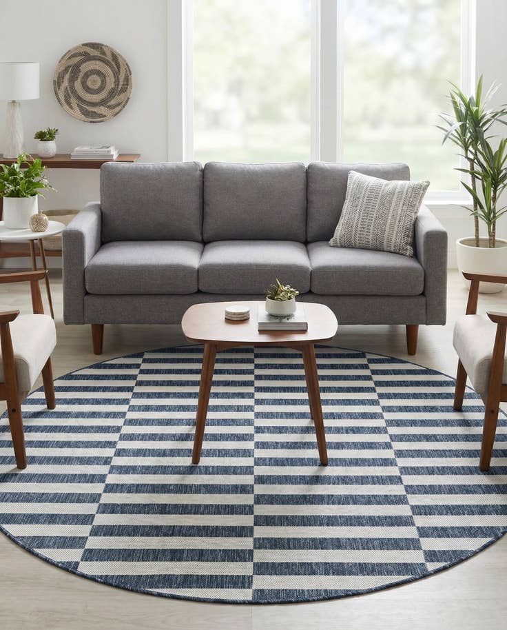Detail image of 6' x 6' Easy-Clean Ribbon Indoor / Outdoor Round Rug