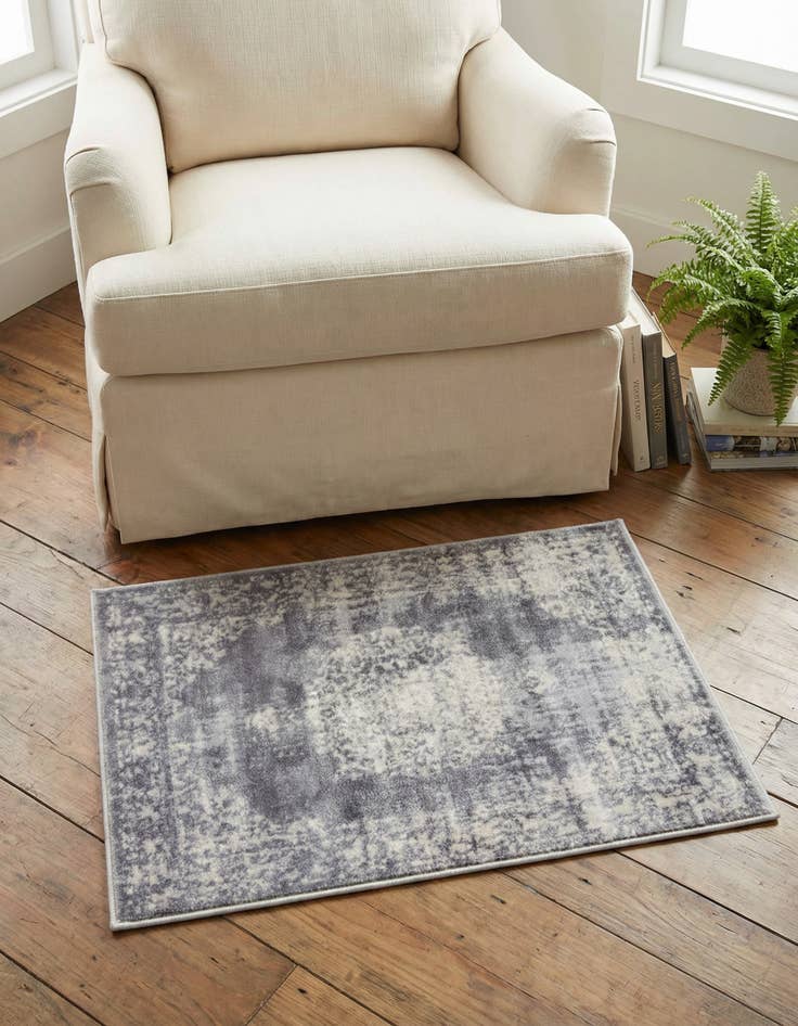 Detail image of 2' 2 x 3' Legacy Rug