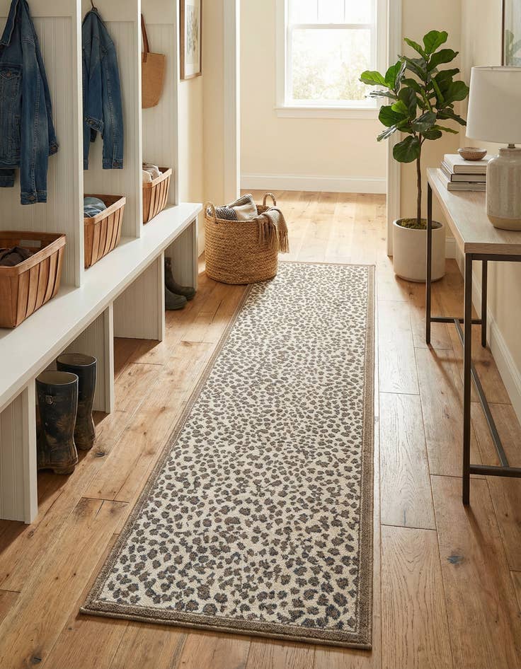 Detail image of 2' 7 x 12' Safari Runner Rug