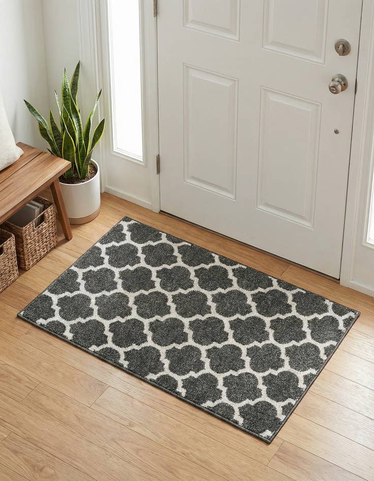 Detail image of 2' x 3' Trellis Rug