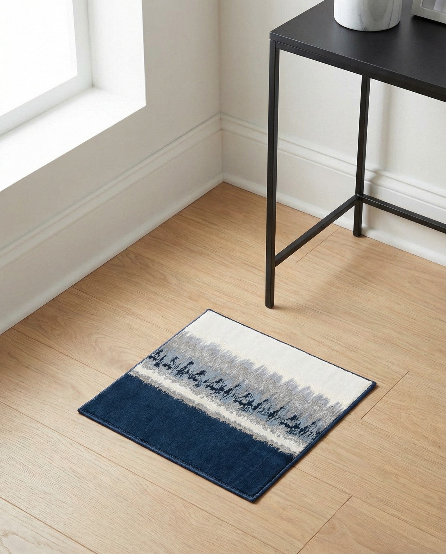 1' 4 x 1' 4 Vince Camuto Sample Rug